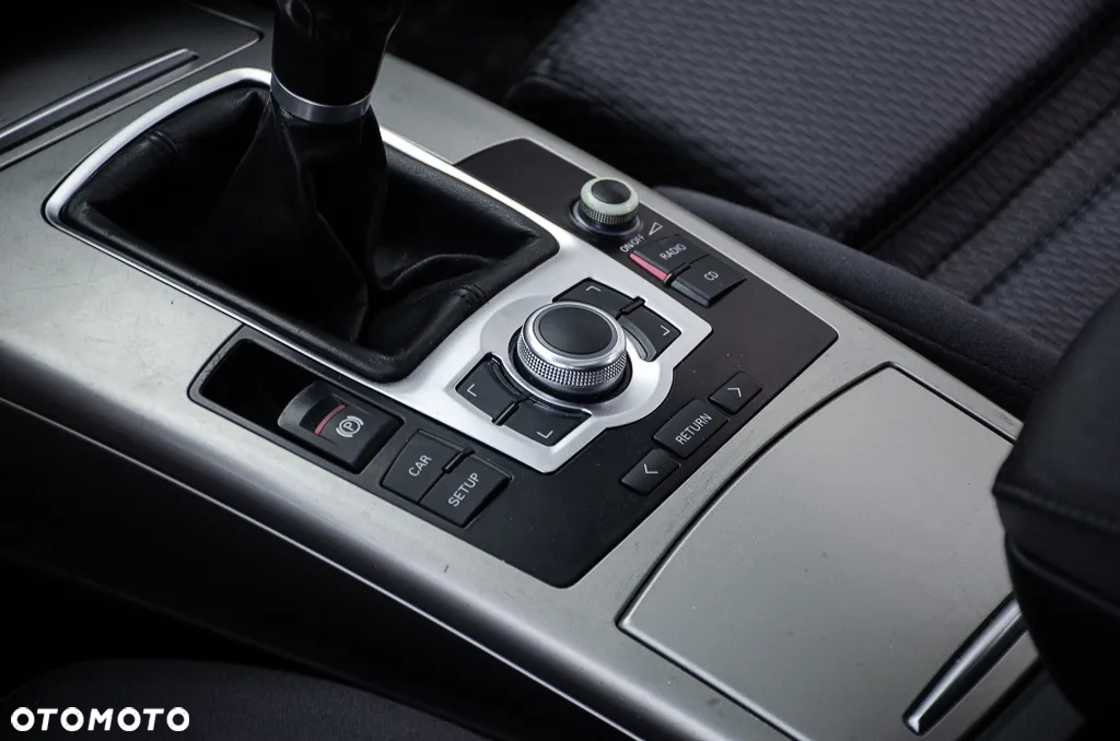 Audi A6 Avant 2.4 - 39