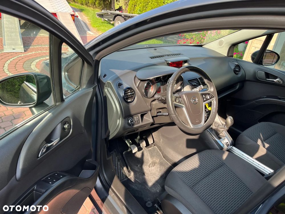Opel Meriva 1.4 Design Edition - 9
