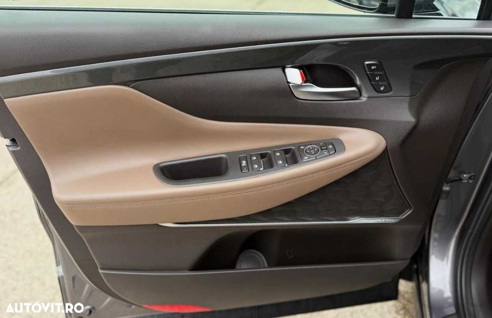 Hyundai Santa Fe 1.6 l 252 CP 4WD 6AT PHEV Luxury - 18