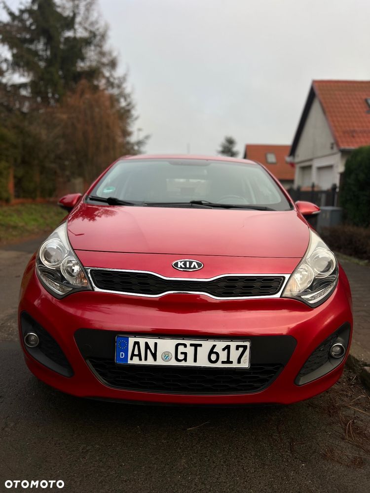 Kia Rio 1.4 CRDI Fifa World Cup Edition - 10