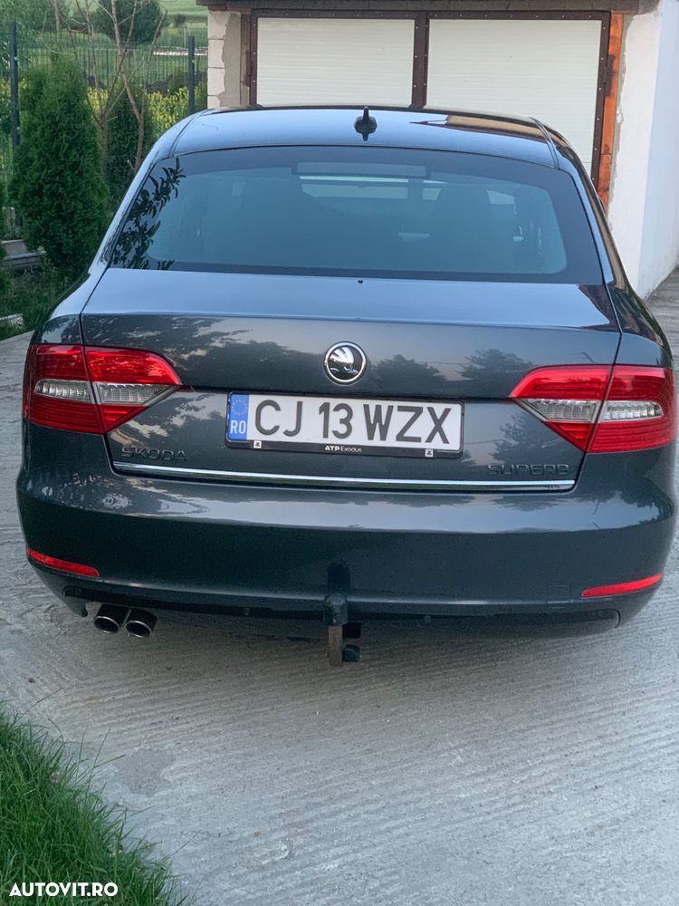 Skoda Superb 2.0 TDI 4X4 Ambition - 6