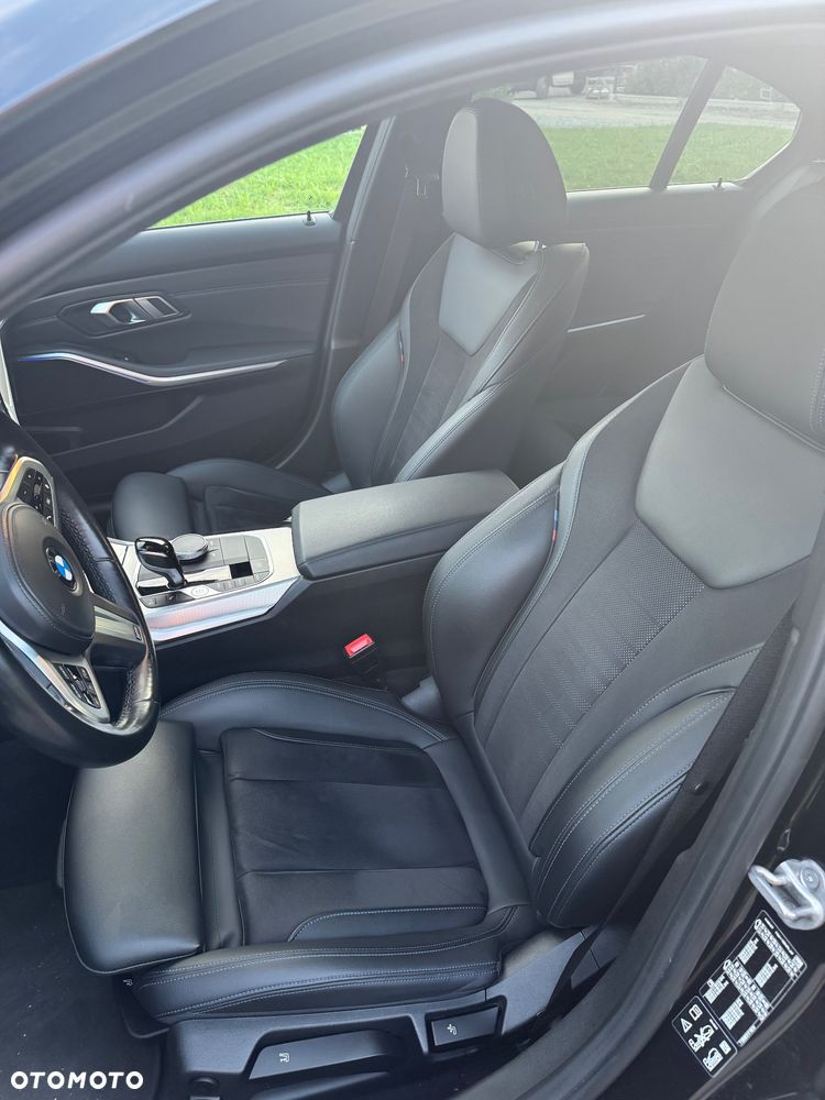 BMW Seria 3 320d mHEV M Sport - 10