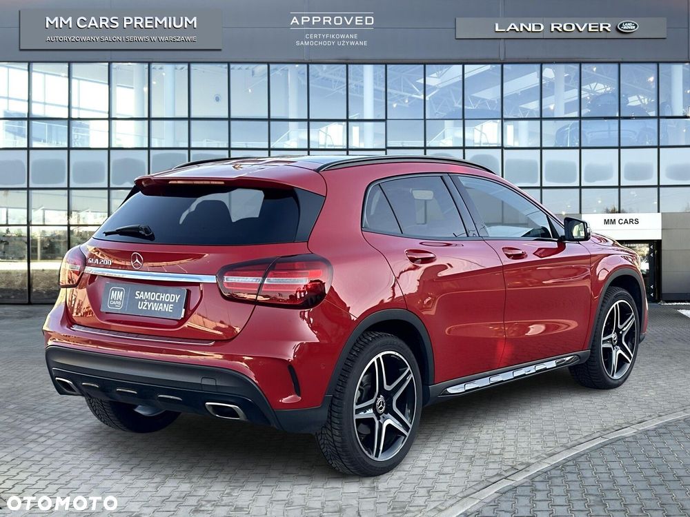 Mercedes-Benz GLA - 5