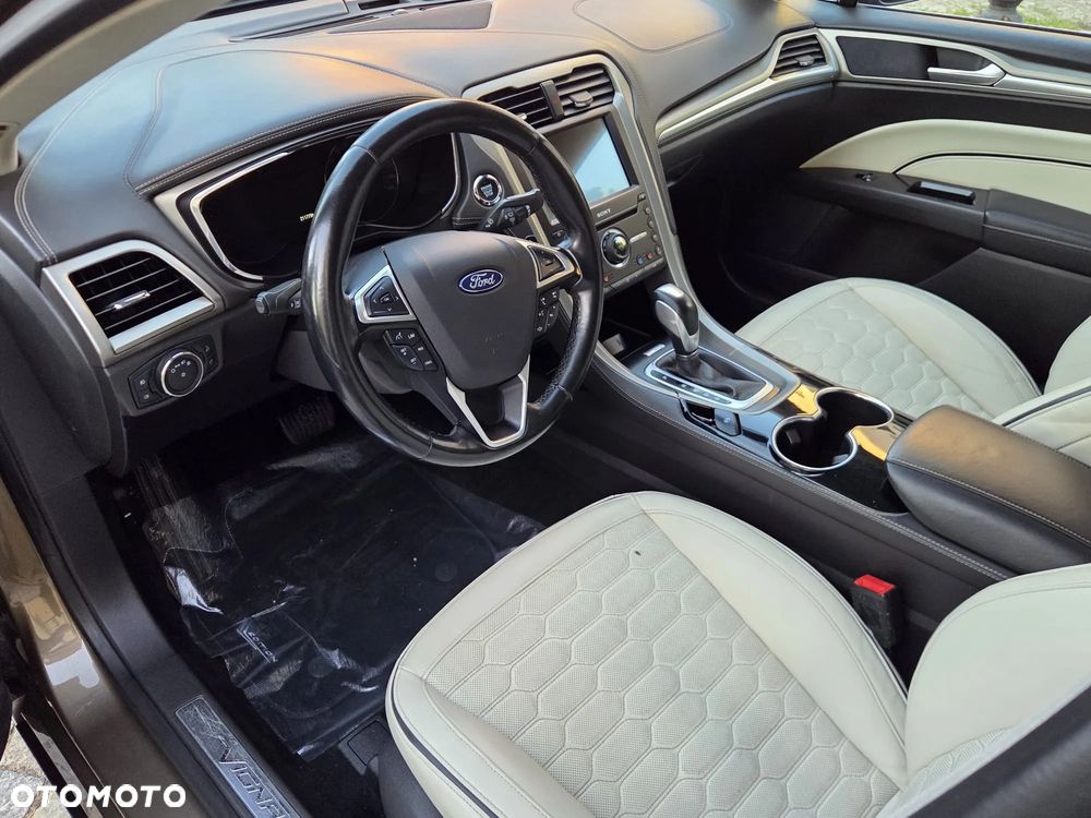 Ford Mondeo 2.0 TDCi STart-Stopp PowerShift-Aut Allrad Vignale - 5