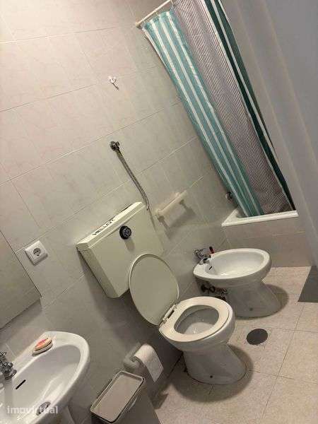 Apartamento T2 para arrendar junto Corte Inglês - Grande imagem: 2/7