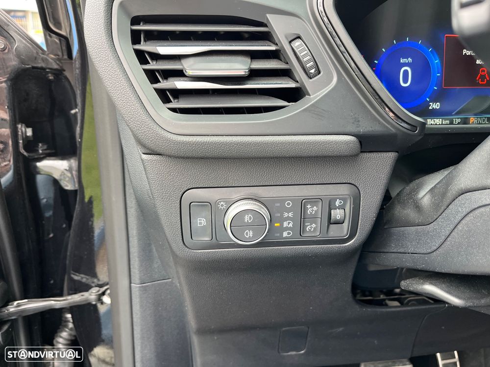 Ford Kuga 2.5 FHEV ST-Line - 26