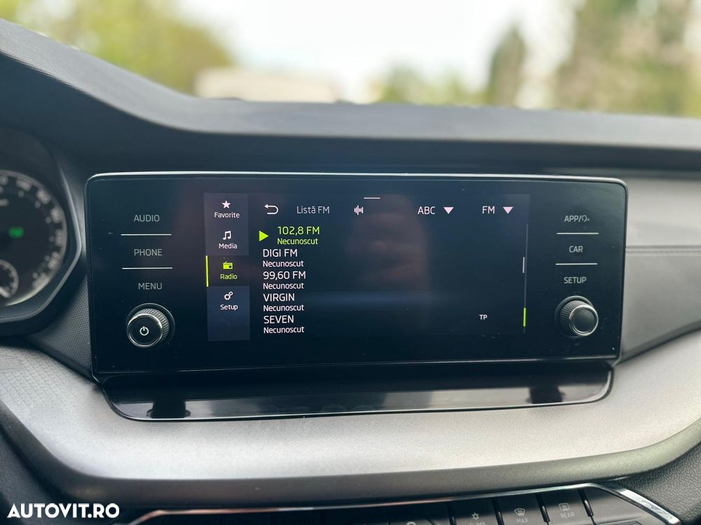 Skoda Octavia 2.0 TDI DSG Ambition - 23