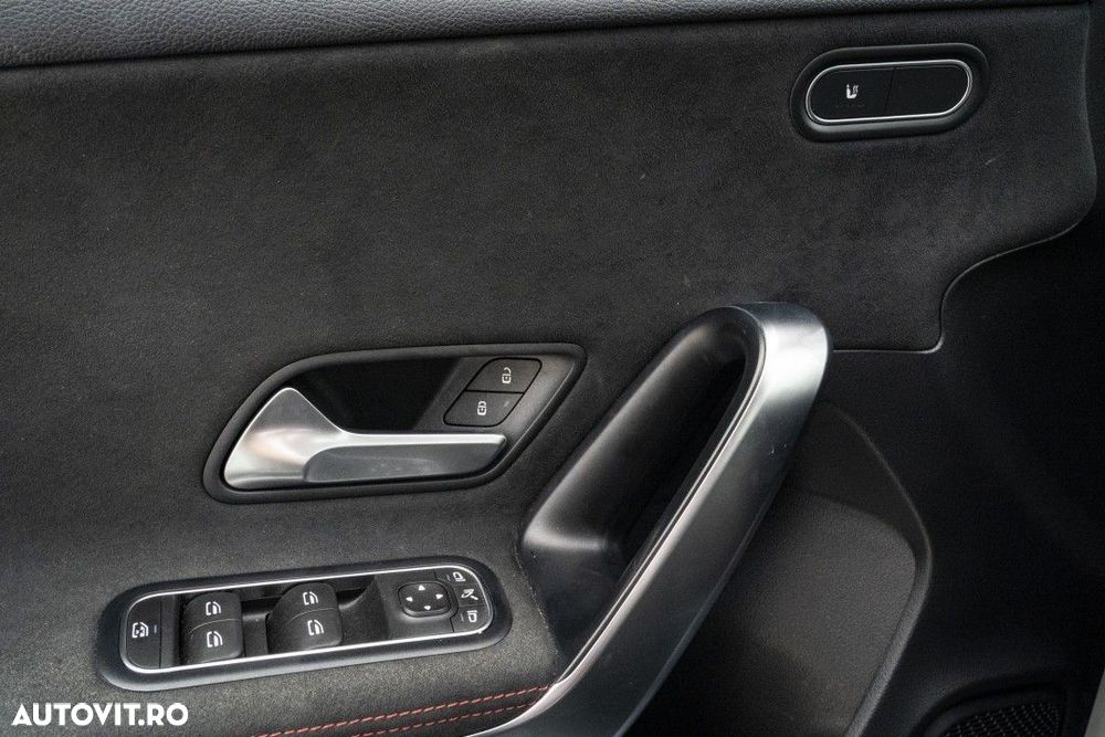 Mercedes-Benz A 250 - 22