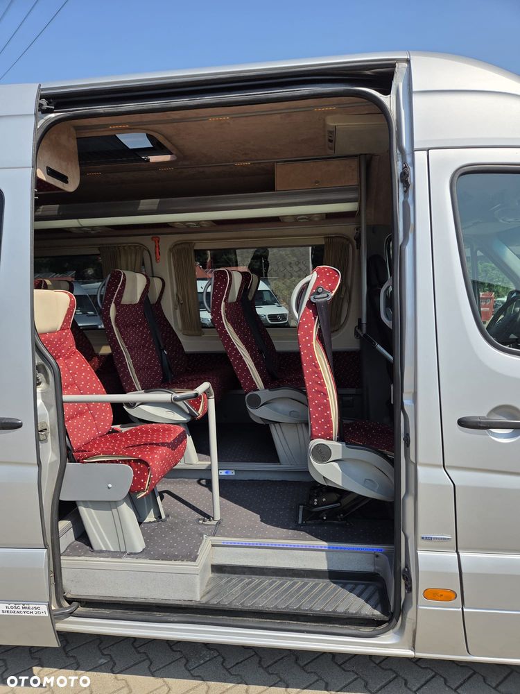 Mercedes-Benz Sprinter - 19