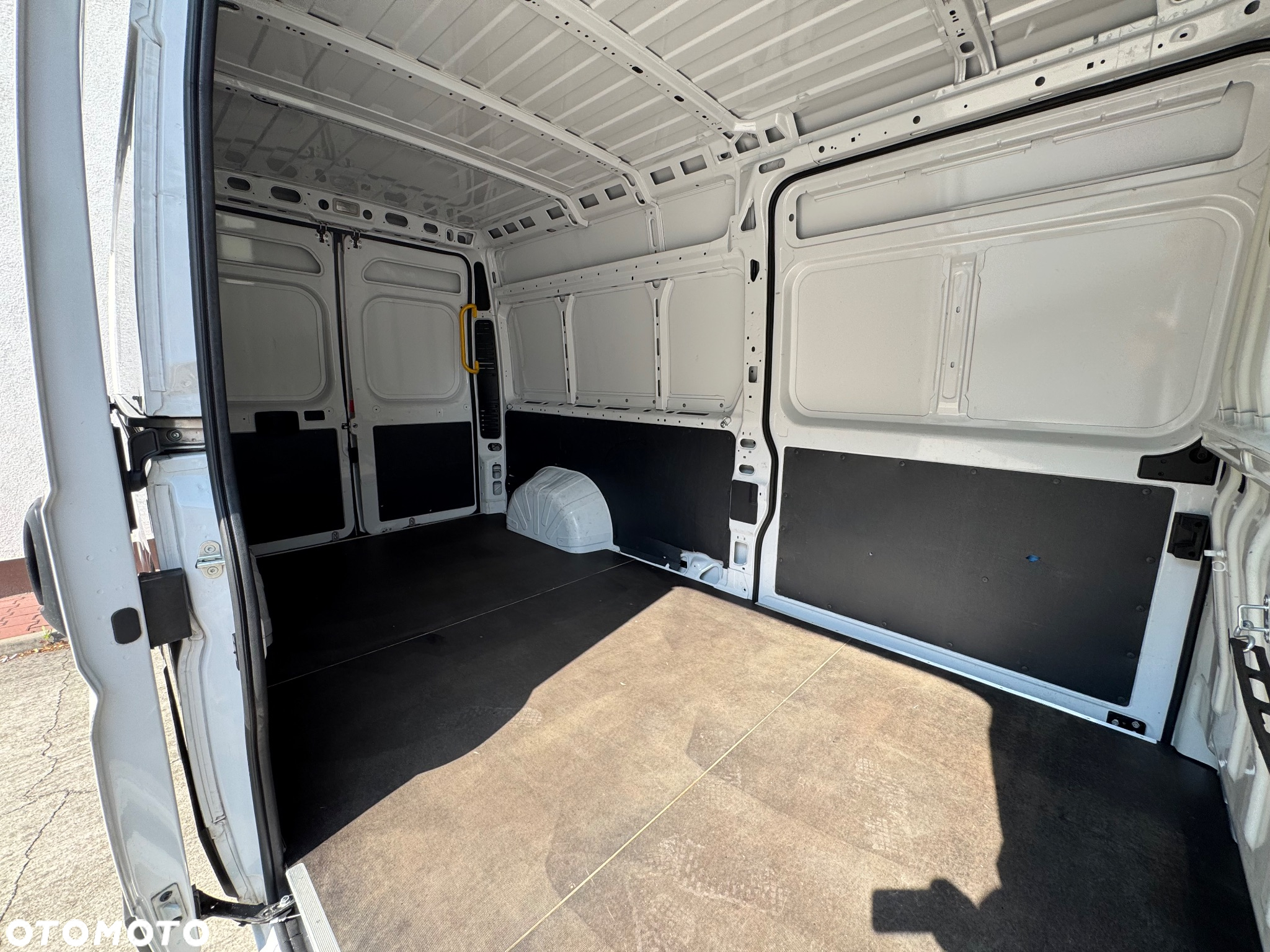 Peugeot Boxer L3H2 2.2 BLUEHDI - 15