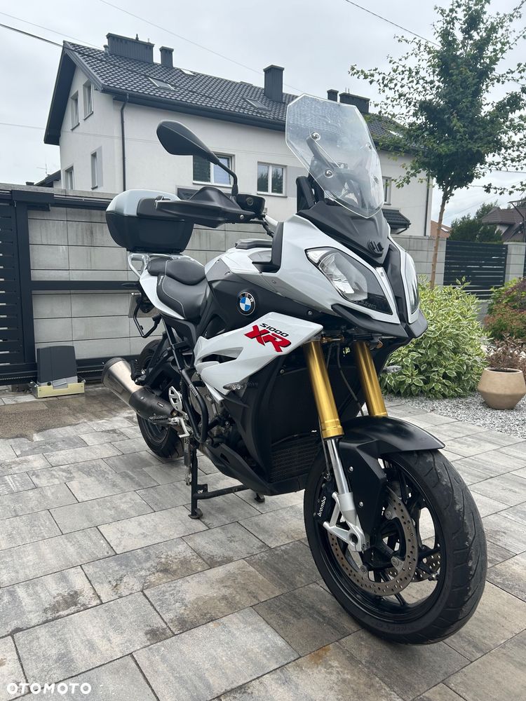 BMW XR - 2