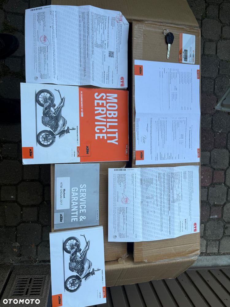 KTM Duke 125 - 14