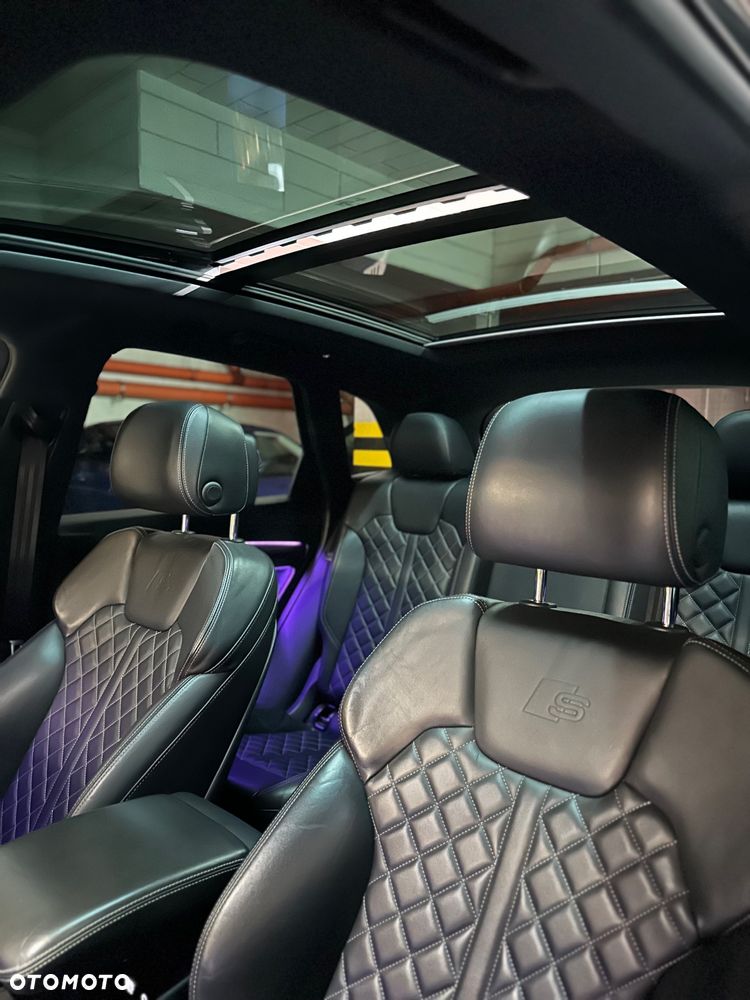Audi SQ5 - 11