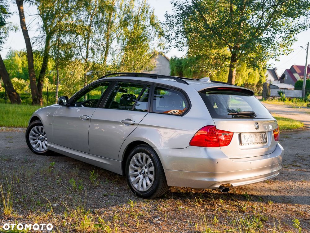 BMW Seria 3 318i Edition Lifestyle - 17