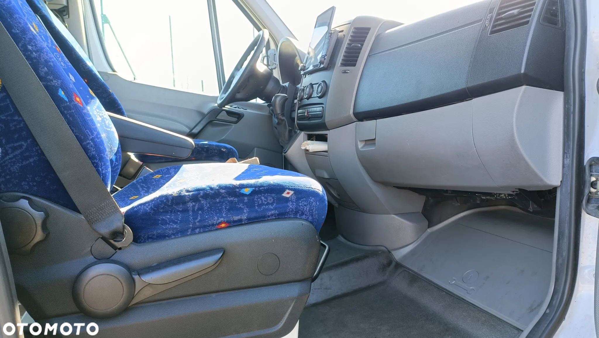 Mercedes-Benz Sprinter - 22