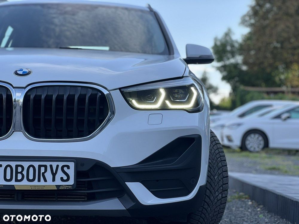BMW X1 xDrive20d Advantage sport - 3