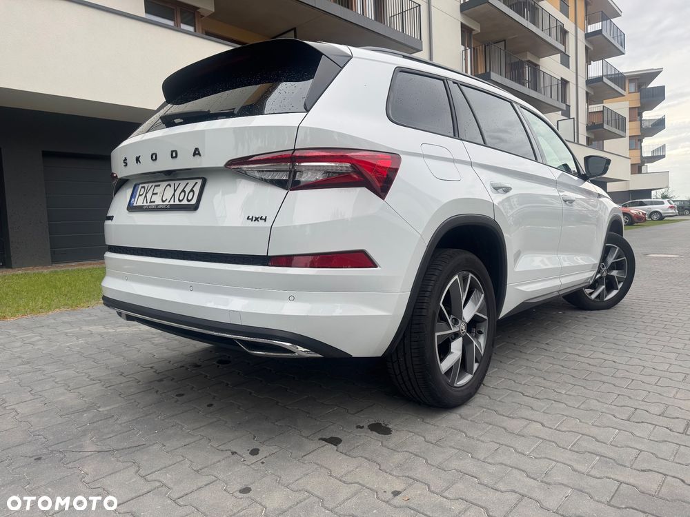 Skoda Kodiaq 2.0 TDI 4x4 DSG Sportline - 10