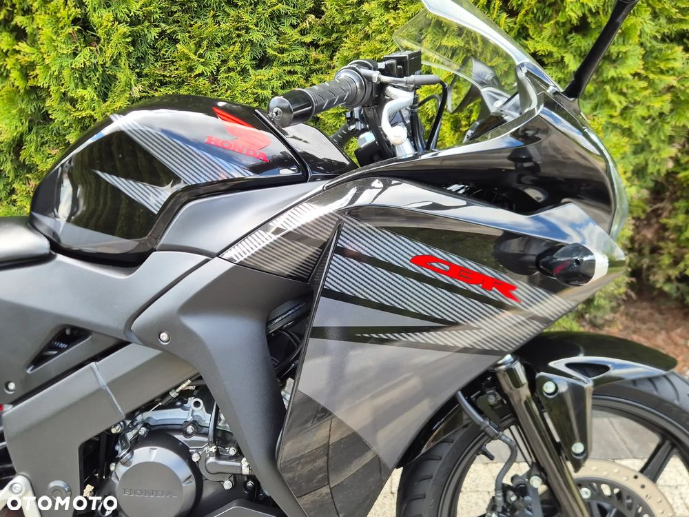 Honda CBR - 8