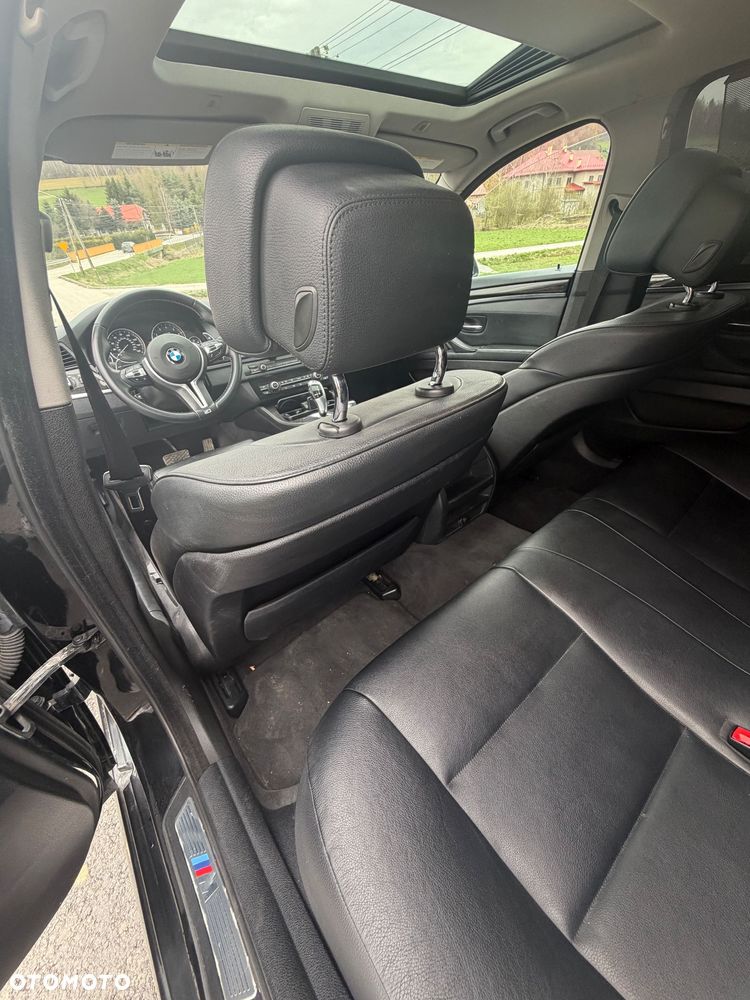 BMW Seria 5 535i Sport-Aut - 16