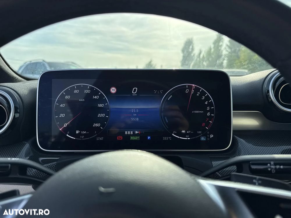 Mercedes-Benz C - 12