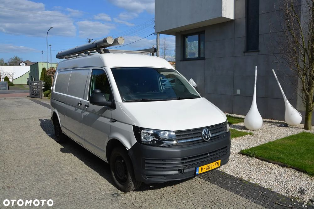 Volkswagen Transporter T6 - 6