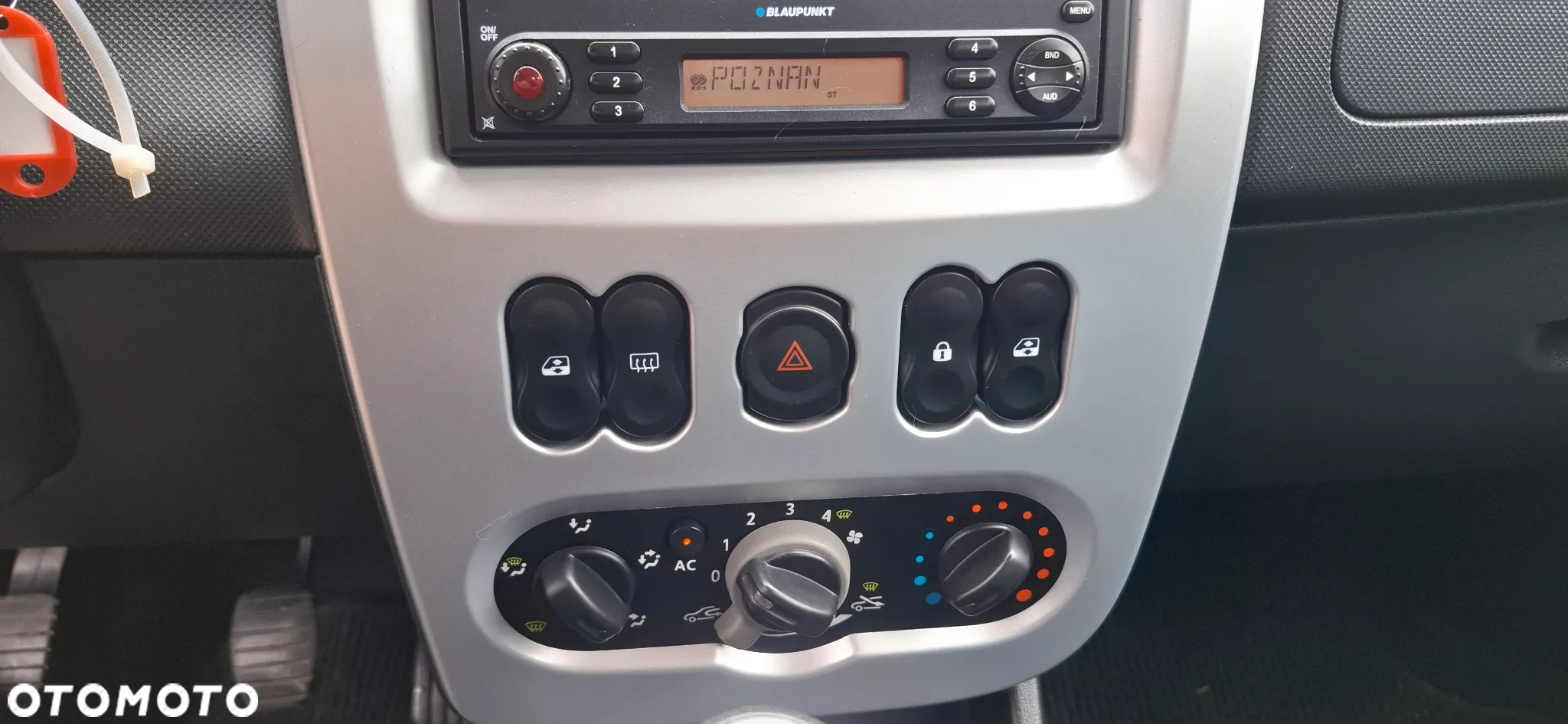Dacia Sandero 1.4 MPI - 12