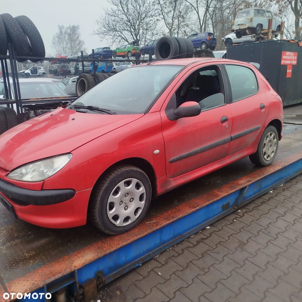Peugeot 206 na części . - 2