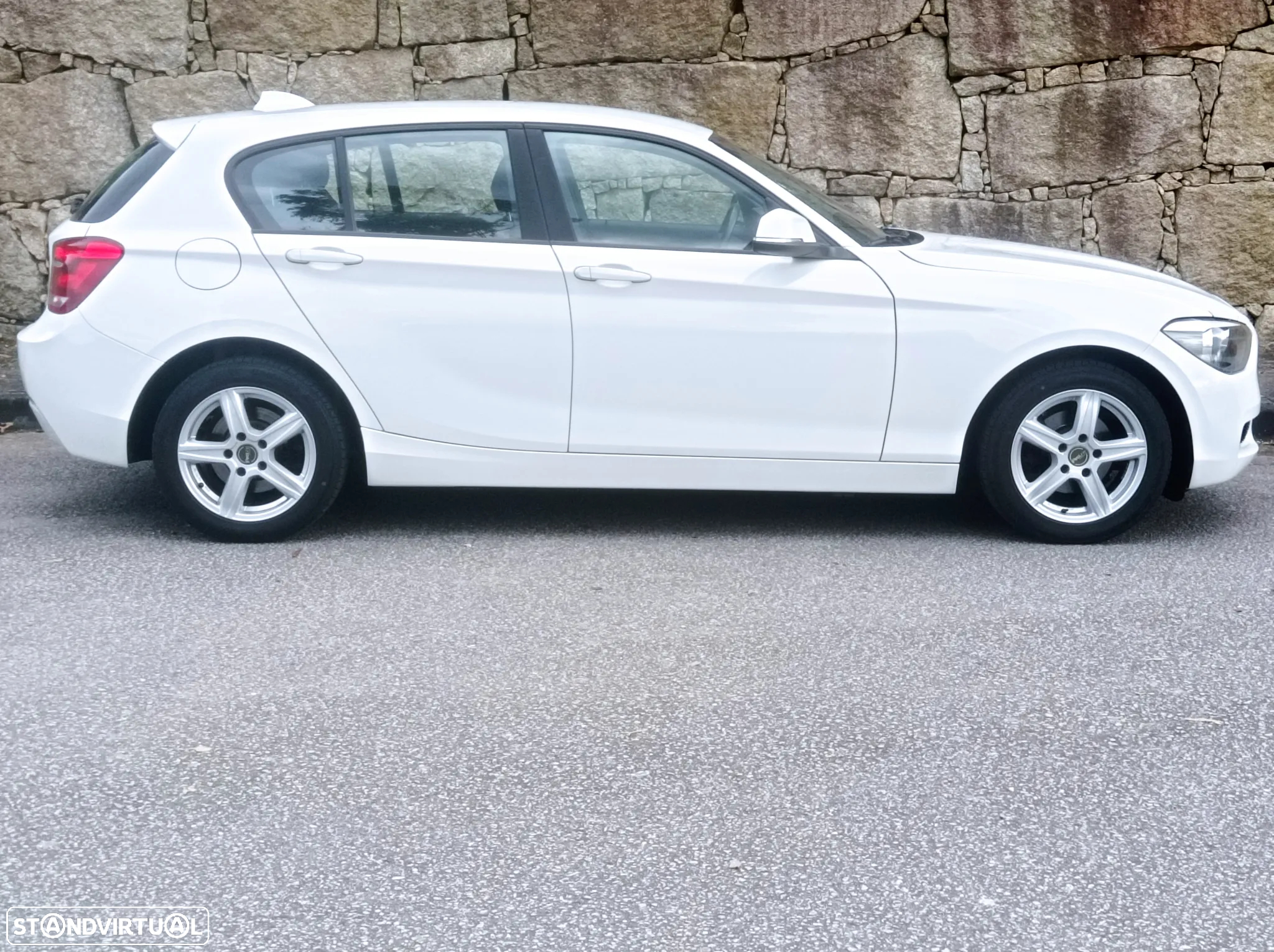 BMW 114 i - 2