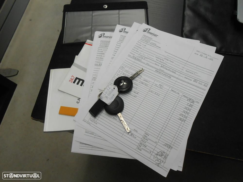 Mitsubishi Colt - 30