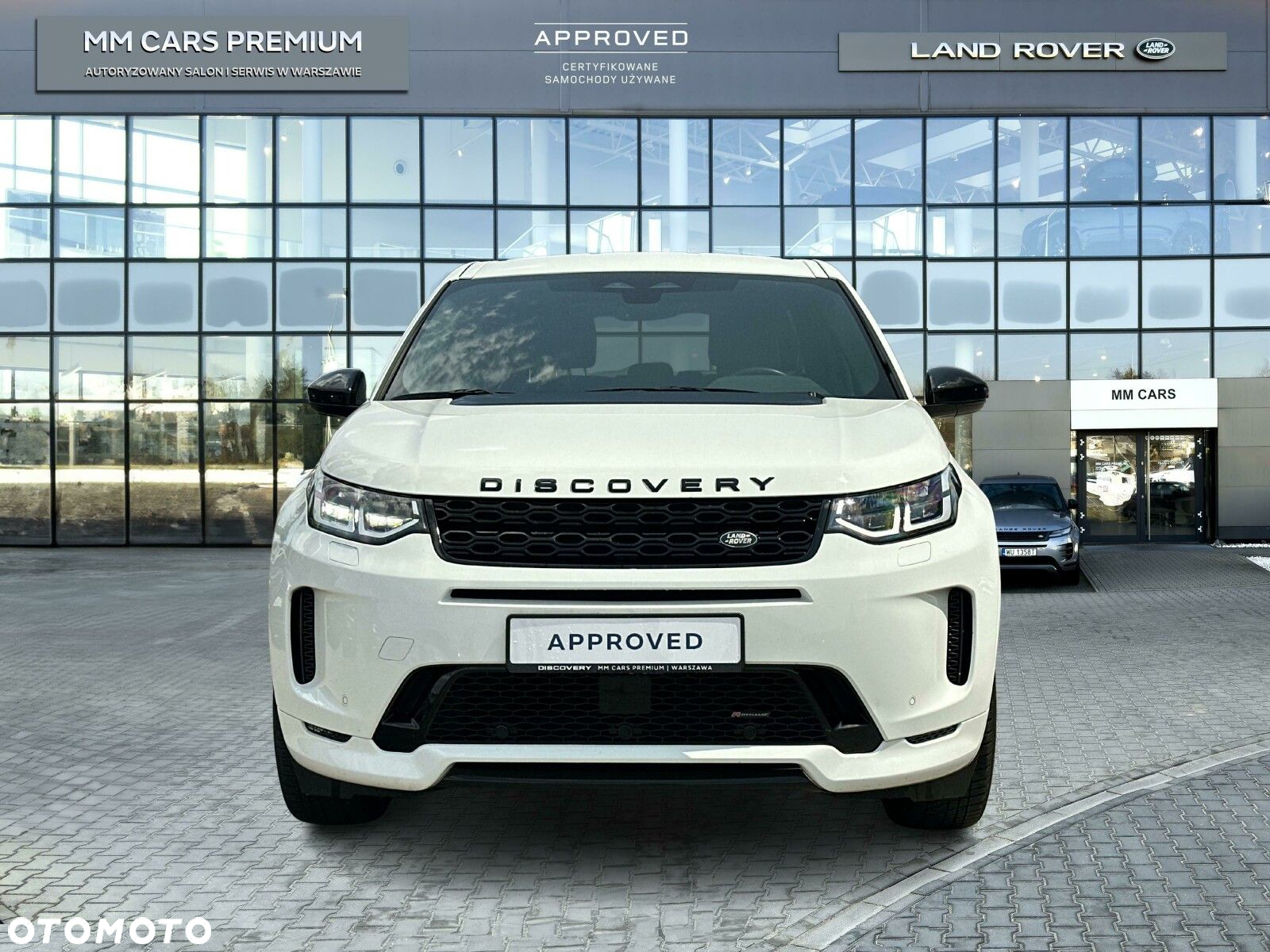 Land Rover Discovery Sport - 8