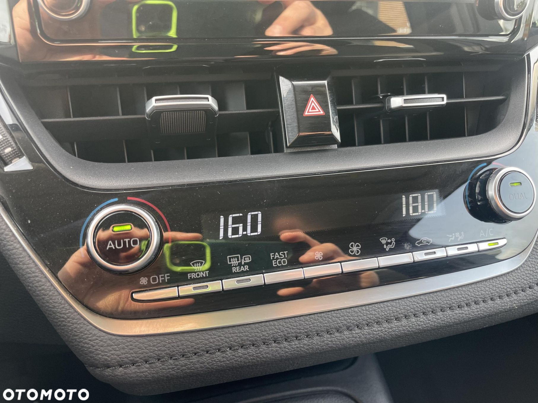 Toyota Corolla - 22
