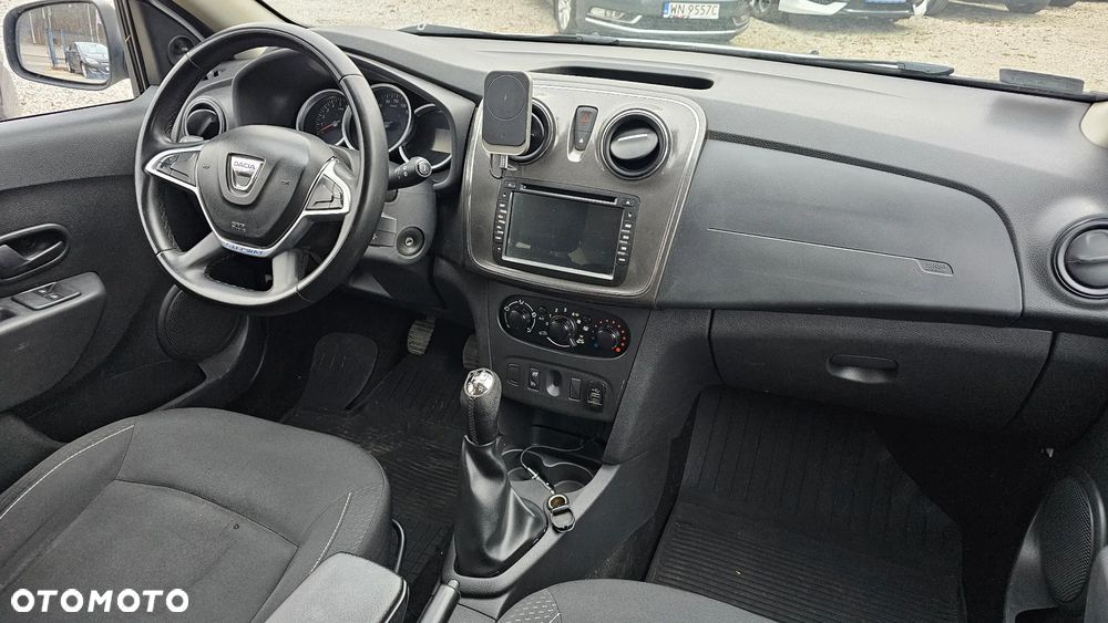 Dacia Logan 1.2 16V Laureate EU6 - 18