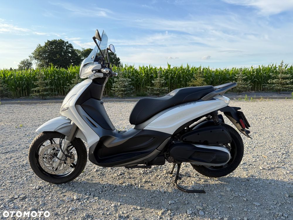 Piaggio Beverly - 3