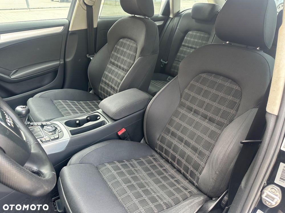 Audi A4 Avant - 25