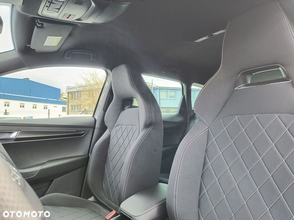 Skoda Karoq 2.0 TSI 4x4 Sportline DSG - 11