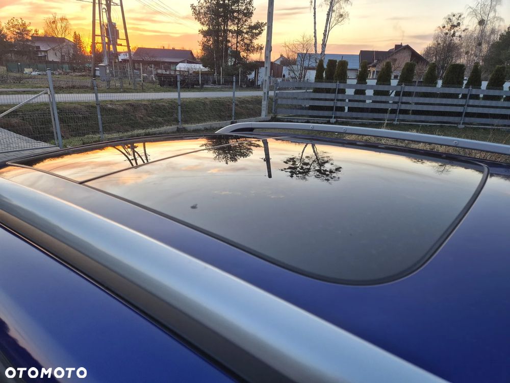 Ford Escape 2.0 EcoBoost AWD Titanium - 9