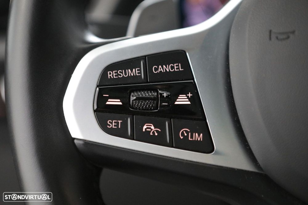 BMW 118 d Pack Desportivo M Pro - 20