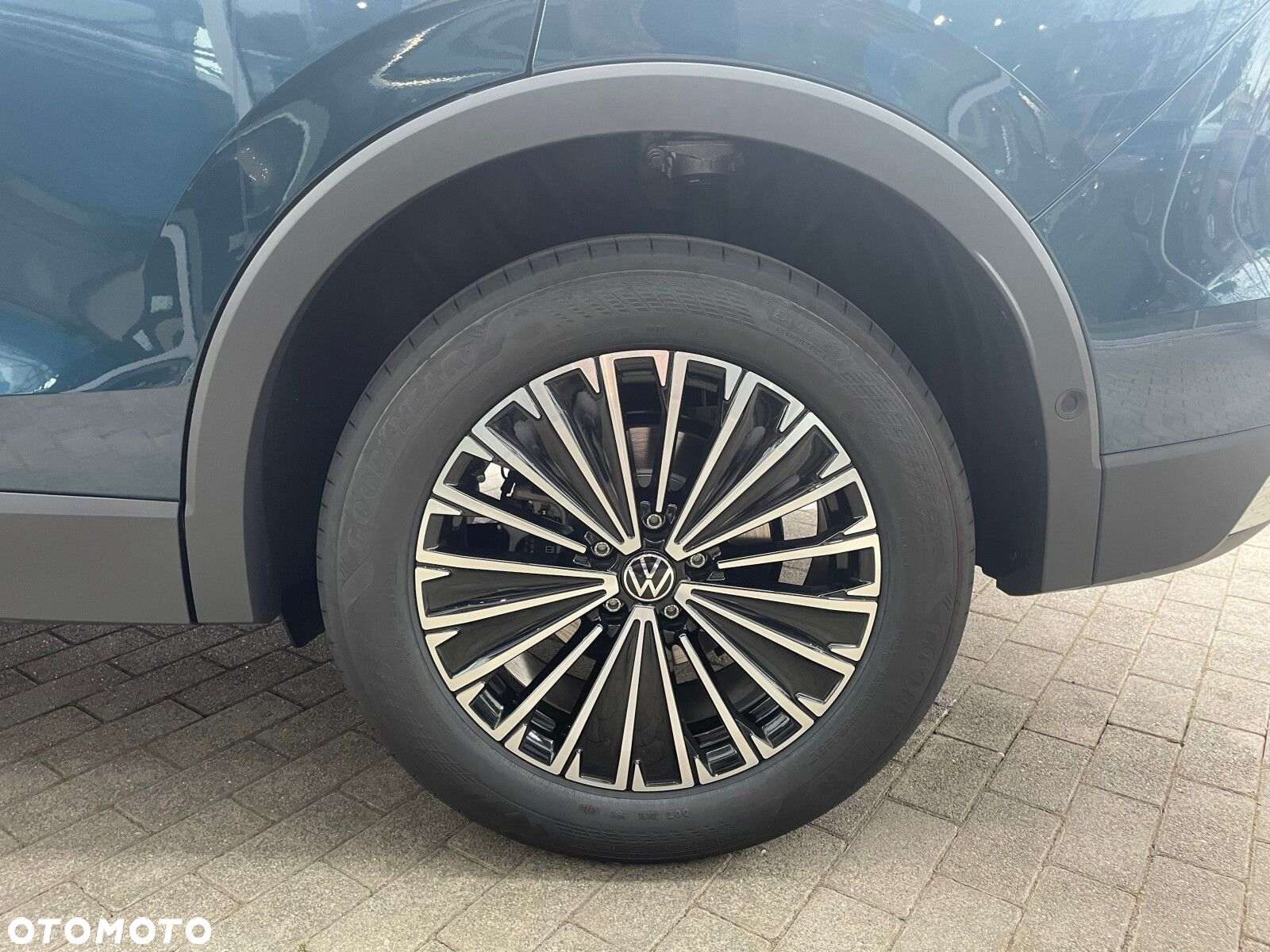 Volkswagen Tiguan - 35