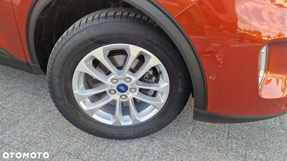 Ford Kuga 1.5 EcoBoost TITANIUM - 37