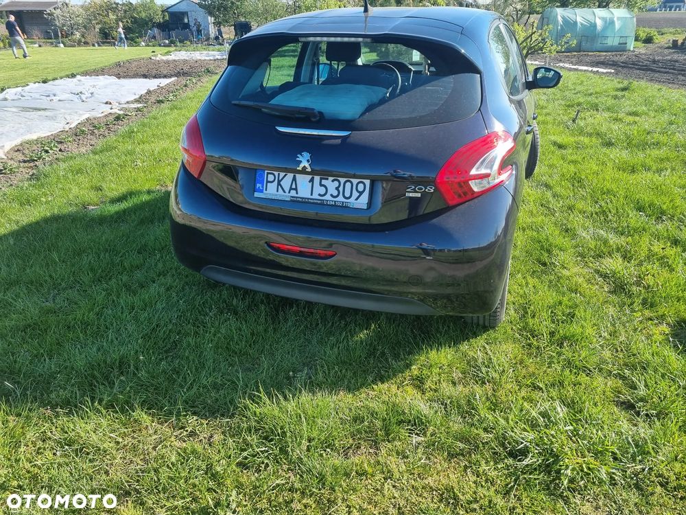 Peugeot 208 1.6 e-HDi Active STT - 11