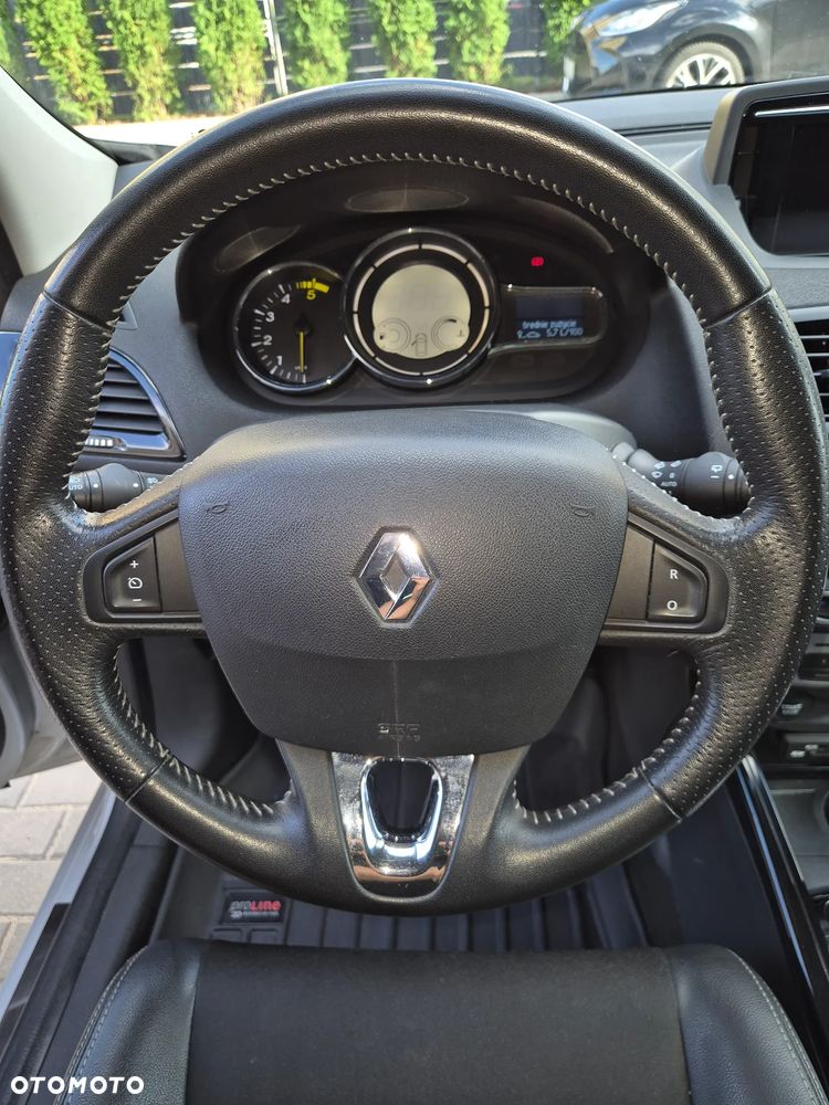 Renault Megane 1.6 dCi Energy Bose Edition - 9