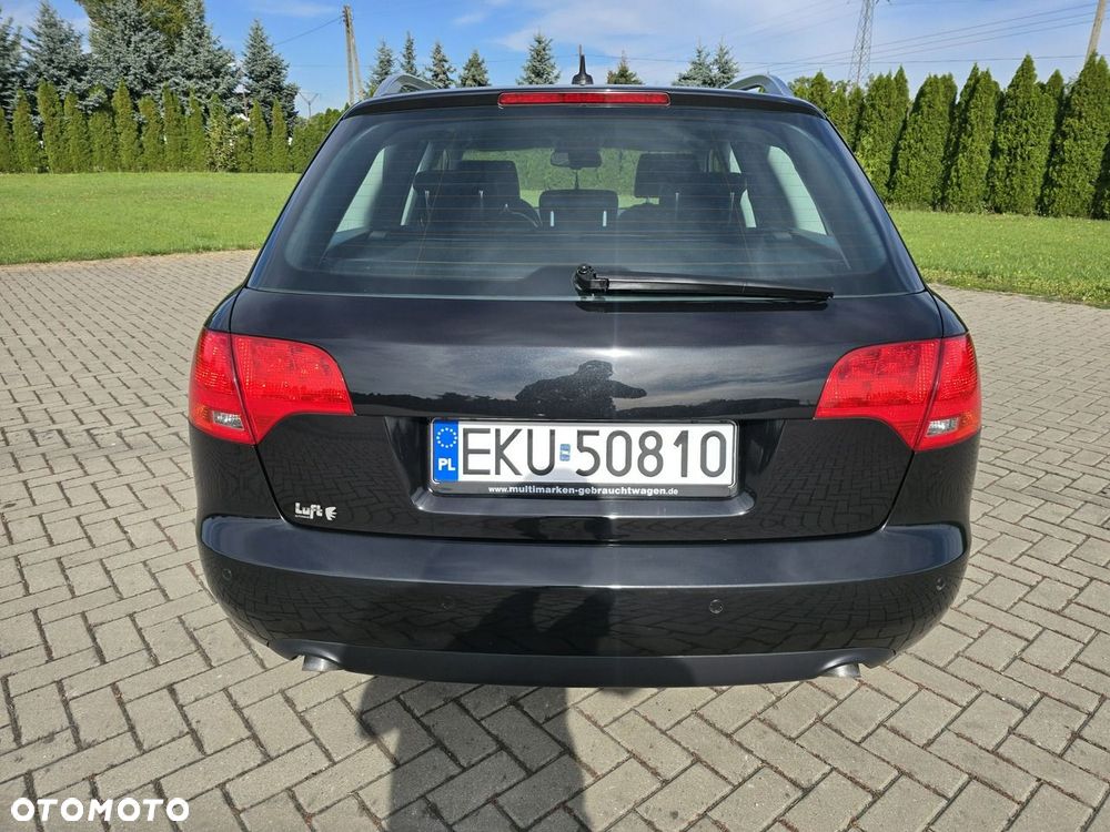 Audi A4 Avant - 11