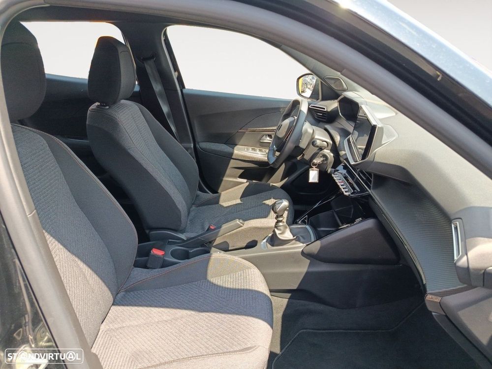 Peugeot 2008 1.2 PureTech Style - 15