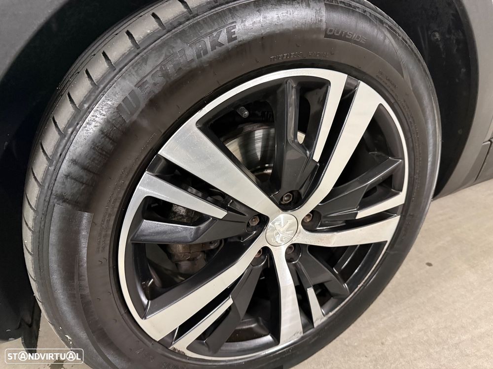 Peugeot 3008 PureTech 130 Stop & Start GPF Active Pack - 9