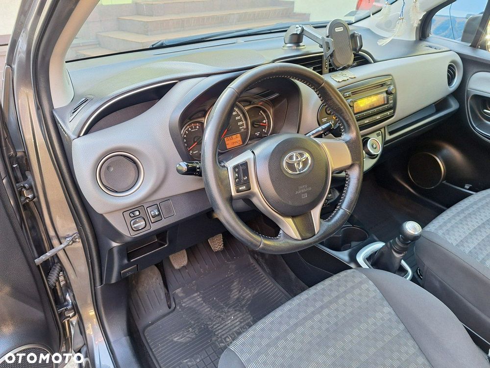 Toyota Yaris - 8