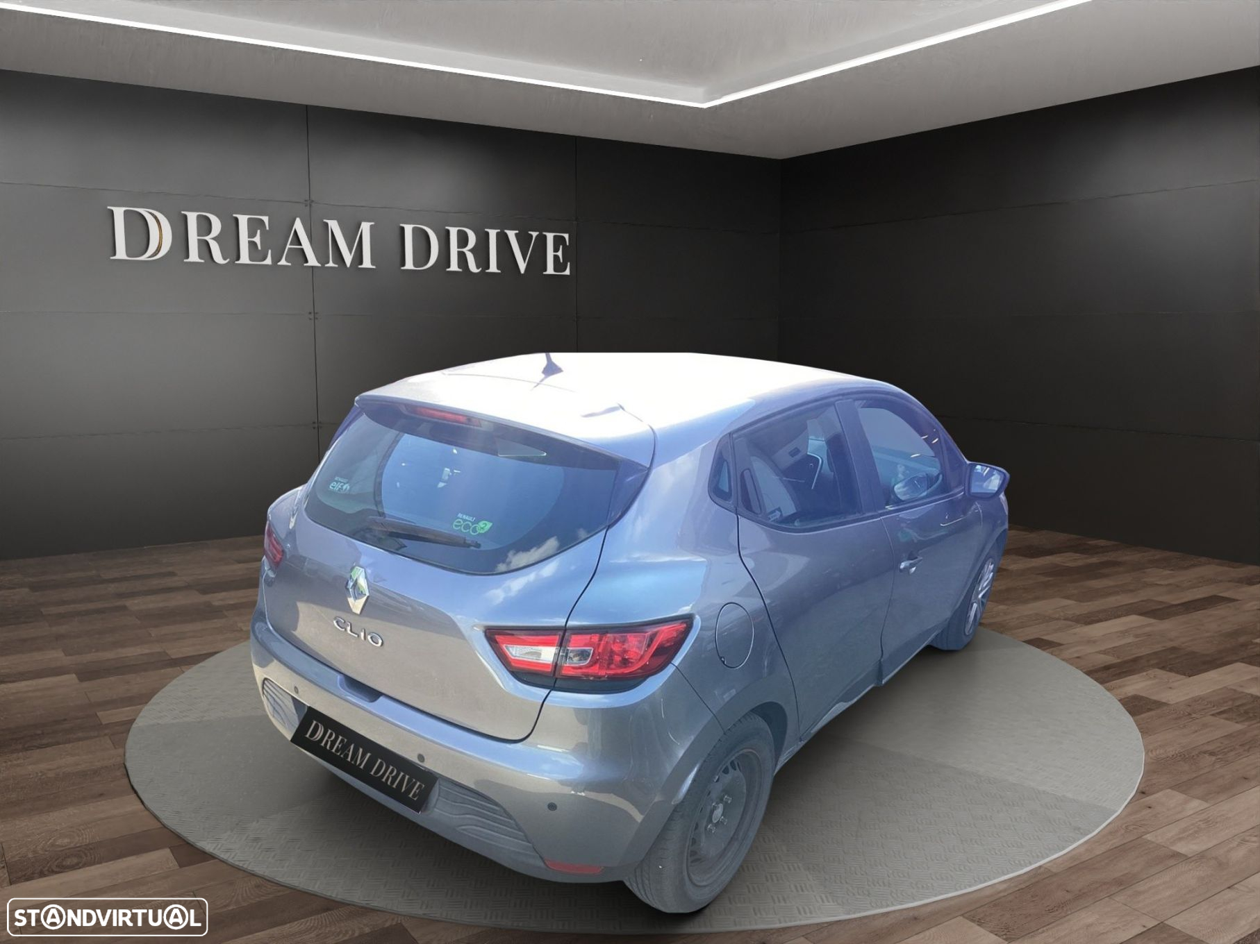 Renault Clio 1.2 16V 75 LIMITED - 3