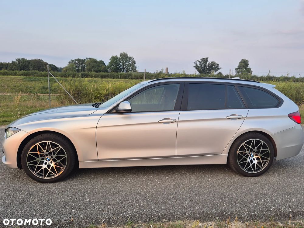 BMW Seria 3 320d - 12