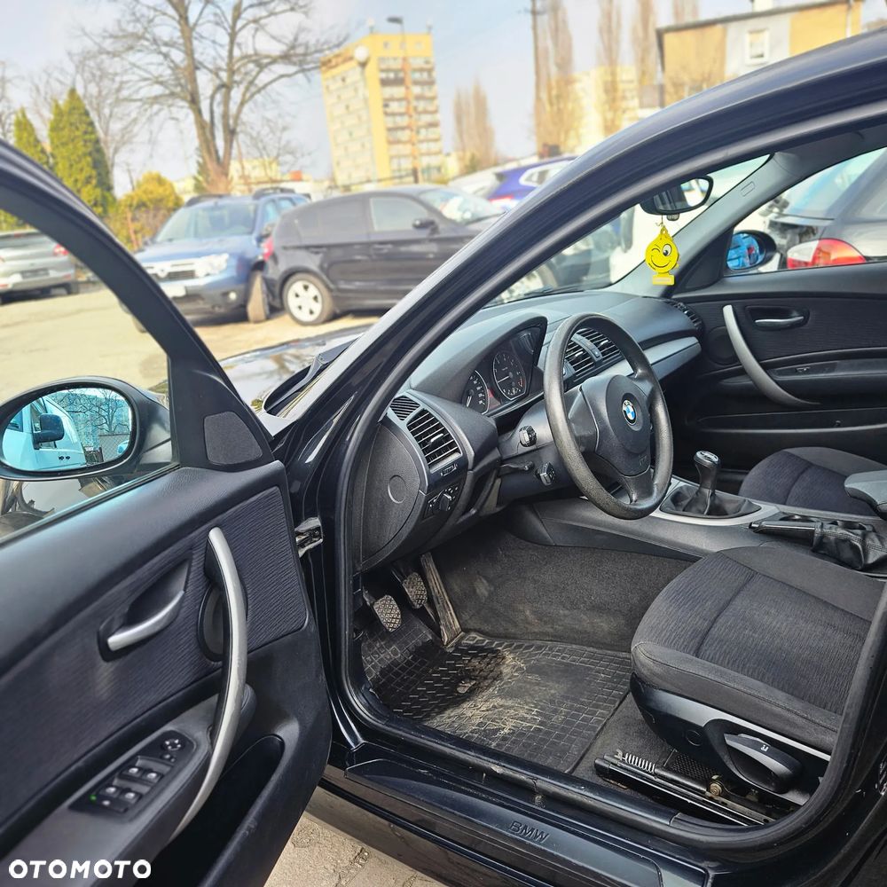 BMW Seria 1 - 16