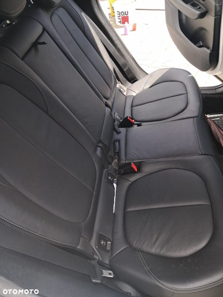 BMW Seria 2 218d xDrive - 14