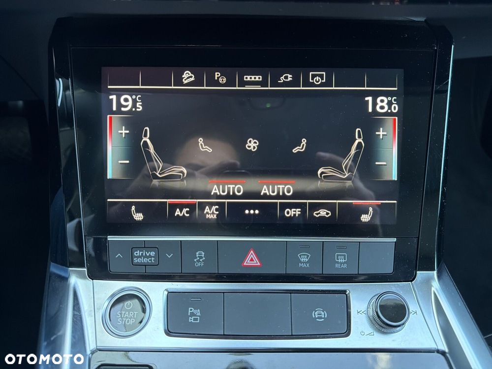 Audi e-tron 50 Quattro S Line - 25